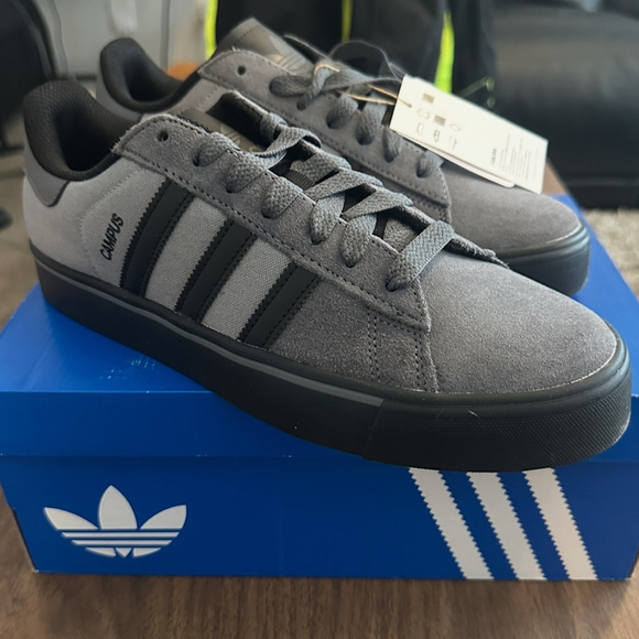 Adidas Campus Vulc Black & Gray Men’s 10 1/2 Shoes - Picture 2 of 3